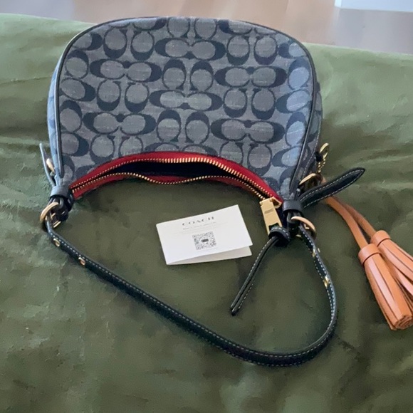 Coach Denim Kleo Hobo Chambray EUC💙💙💙💙💙❤️ - Picture 6 of 7